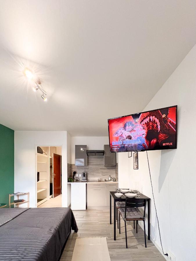 Studio Le Marechal - Pres Frontiere Et Netflix Huningue Exterior foto